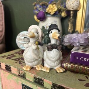Charming family Duck Figurines